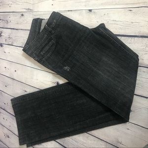 Elie Tahari Black Distressed Jeans Size 4